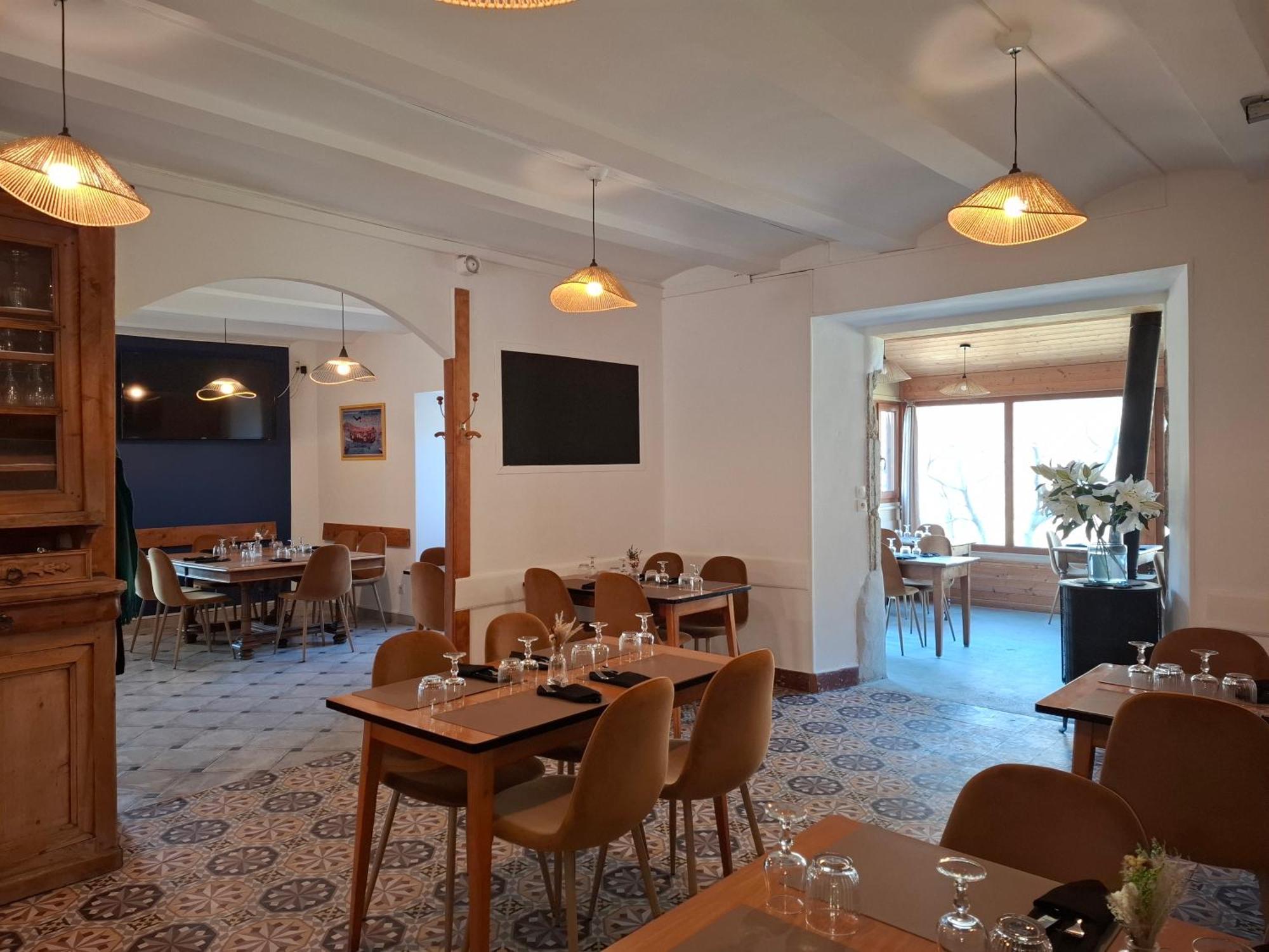 Auberge Arthea Laviolle Экстерьер фото