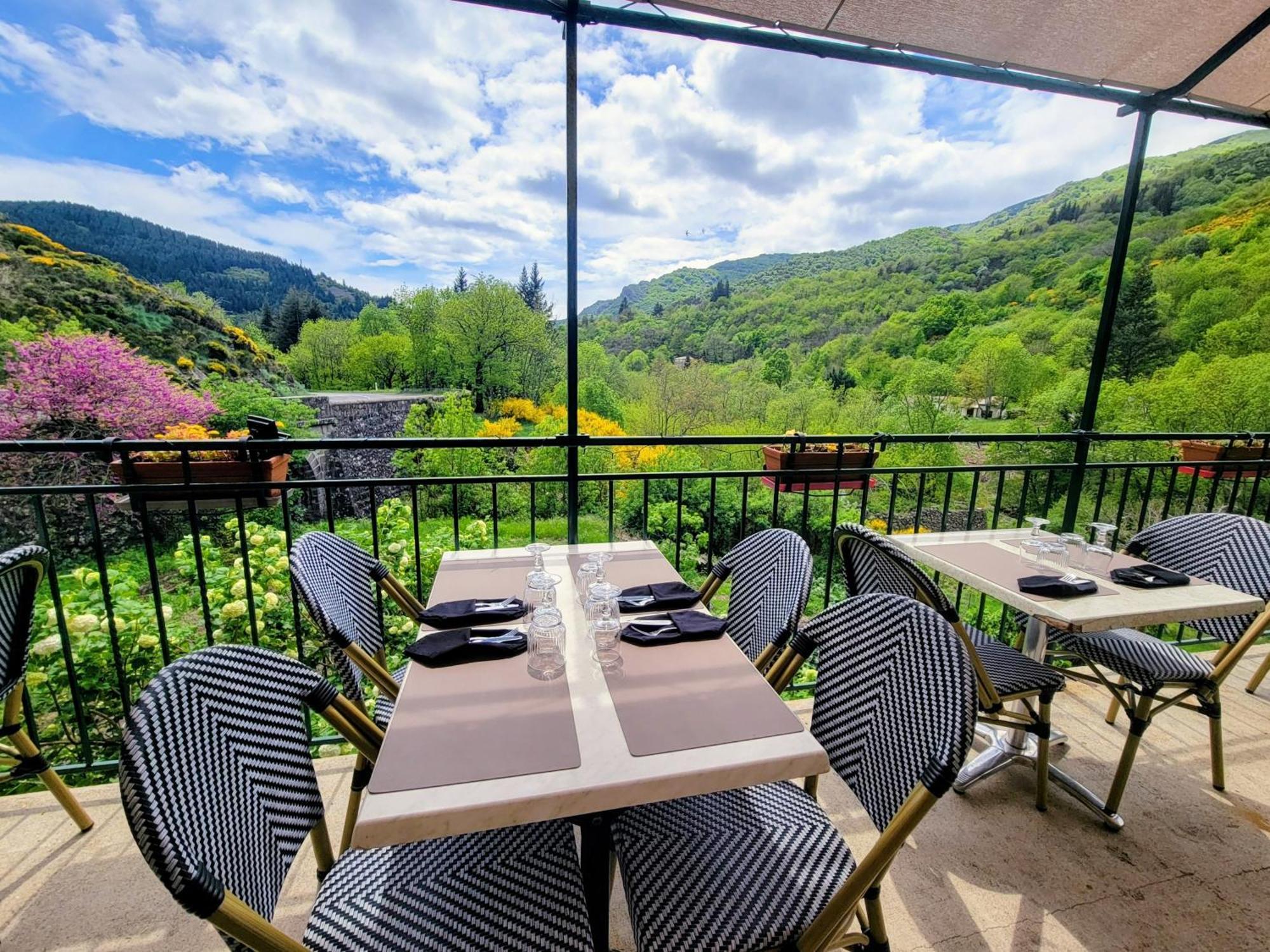 Auberge Arthea Laviolle Экстерьер фото