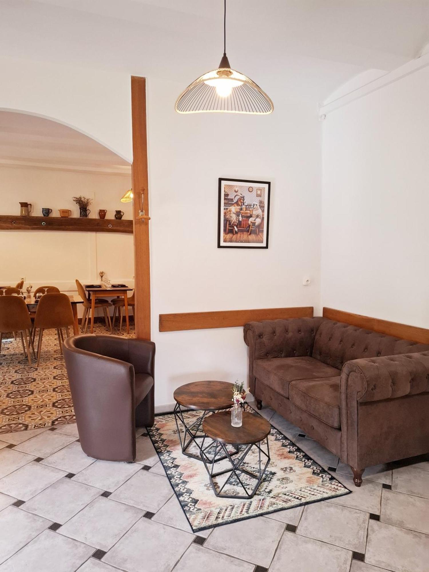 Auberge Arthea Laviolle Экстерьер фото