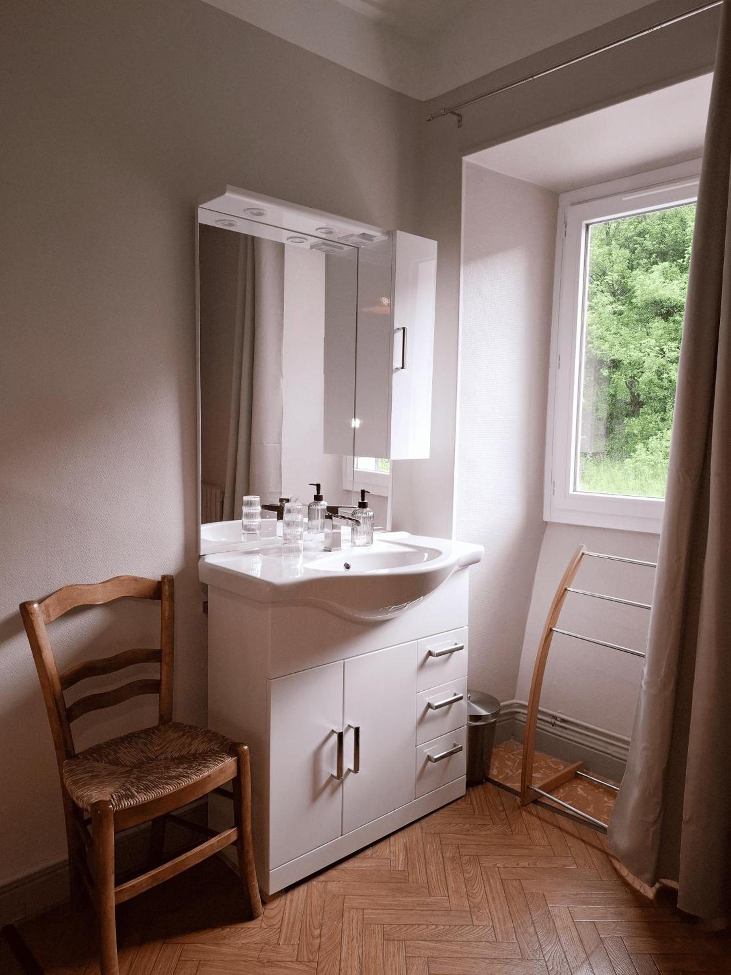 Auberge Arthea Laviolle Номер фото